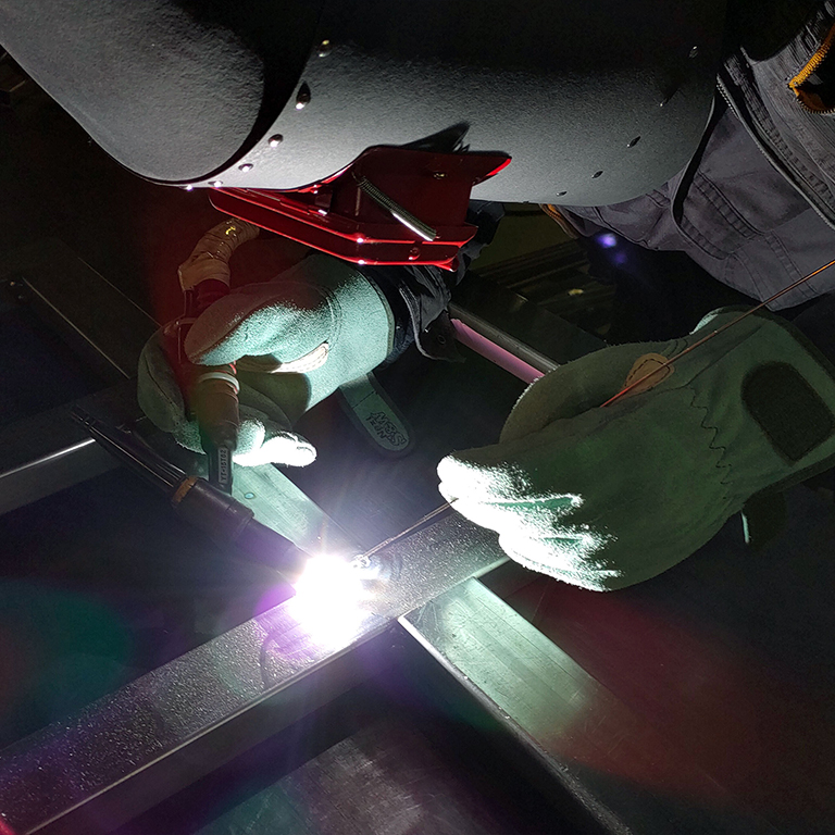 徳山工業社の強み Our strength